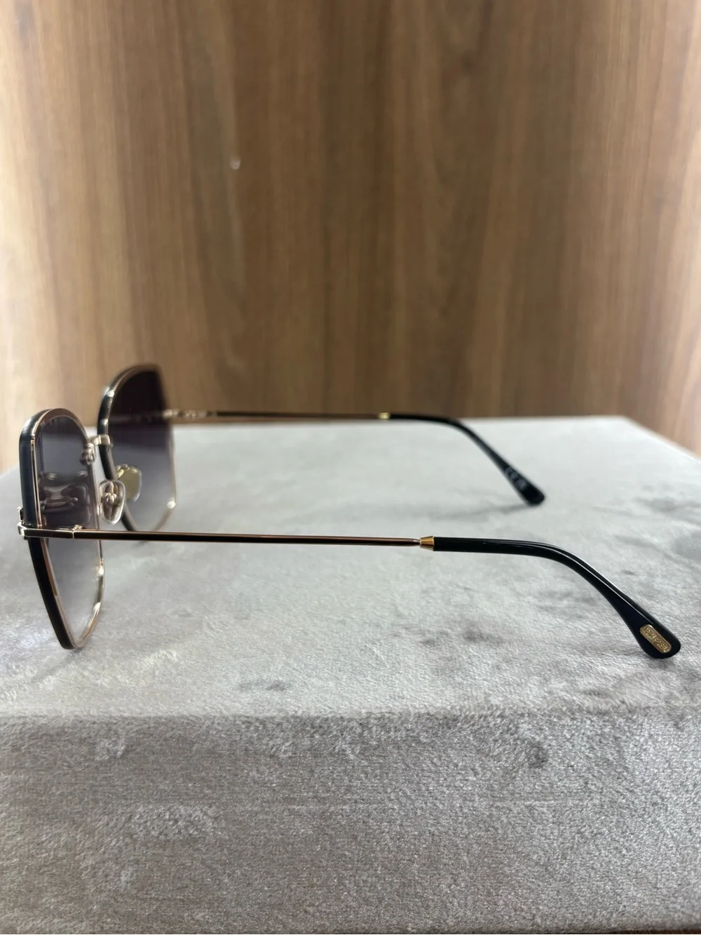 Tom Ford Nickie-02 TF1107 28B Sunglasses 62-16-140 Gold Gradient New